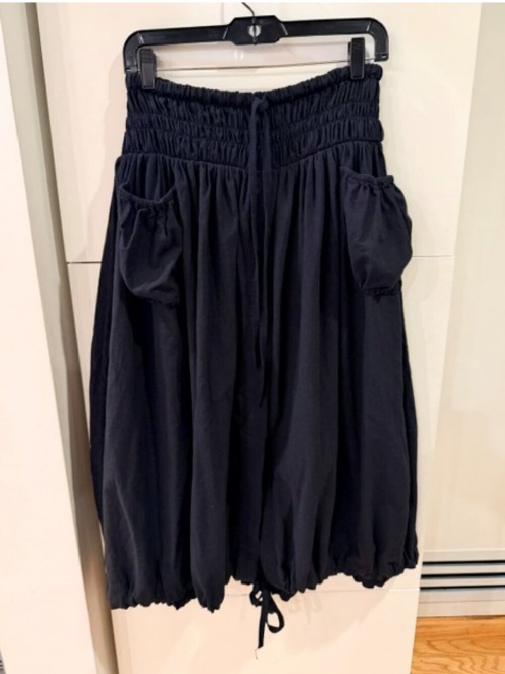 Free People Balloon Skirt Size XS – Black, Adjustable Waist, Oversized Fit